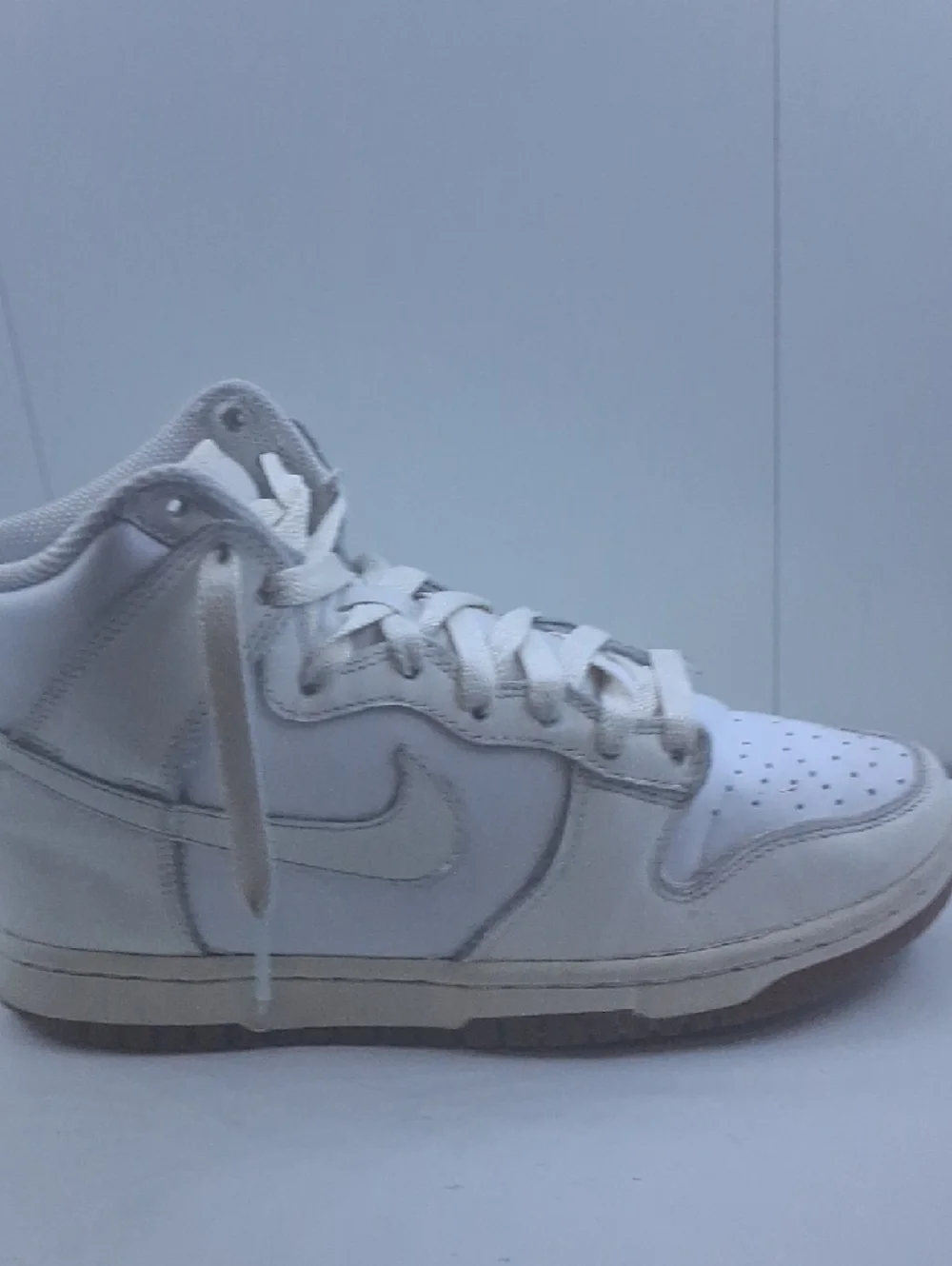 Nike White Men’s High-Top Sneakers
